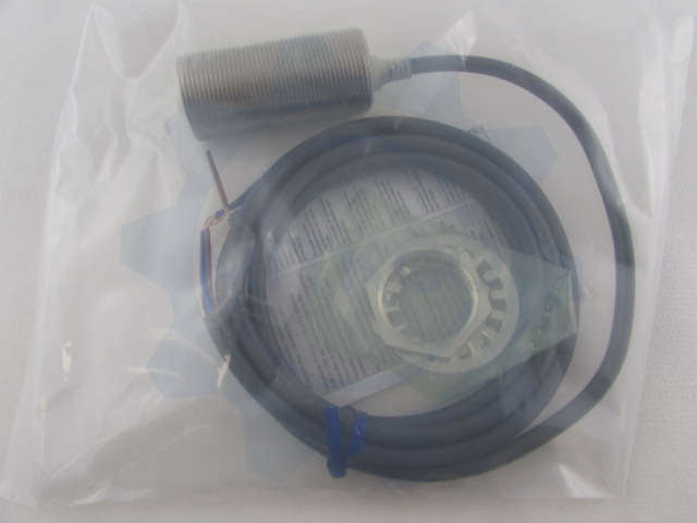 E2E2-X10B1 Omron Sensor