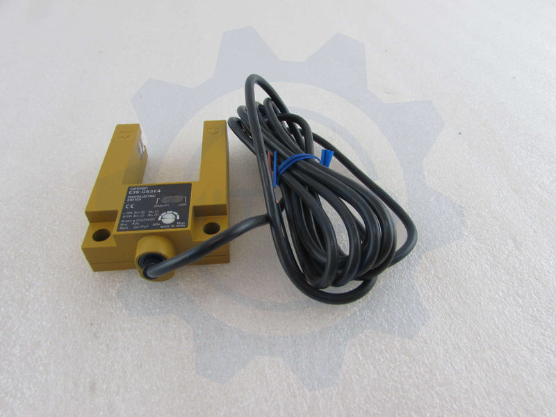 E3S-GS3E4 omron sensor