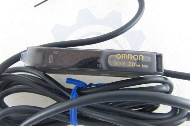 E3X-ZD11 Omron Sensor